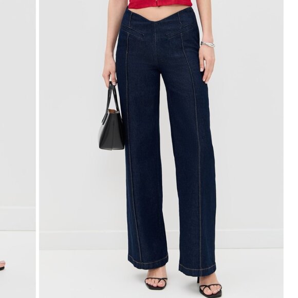 Reformation Arana Stretch Low Rise Wide Leg Trousers. BRAND NEW. NWT